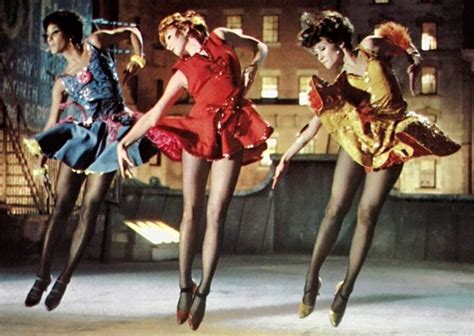 Sweet Charity (1969) .
